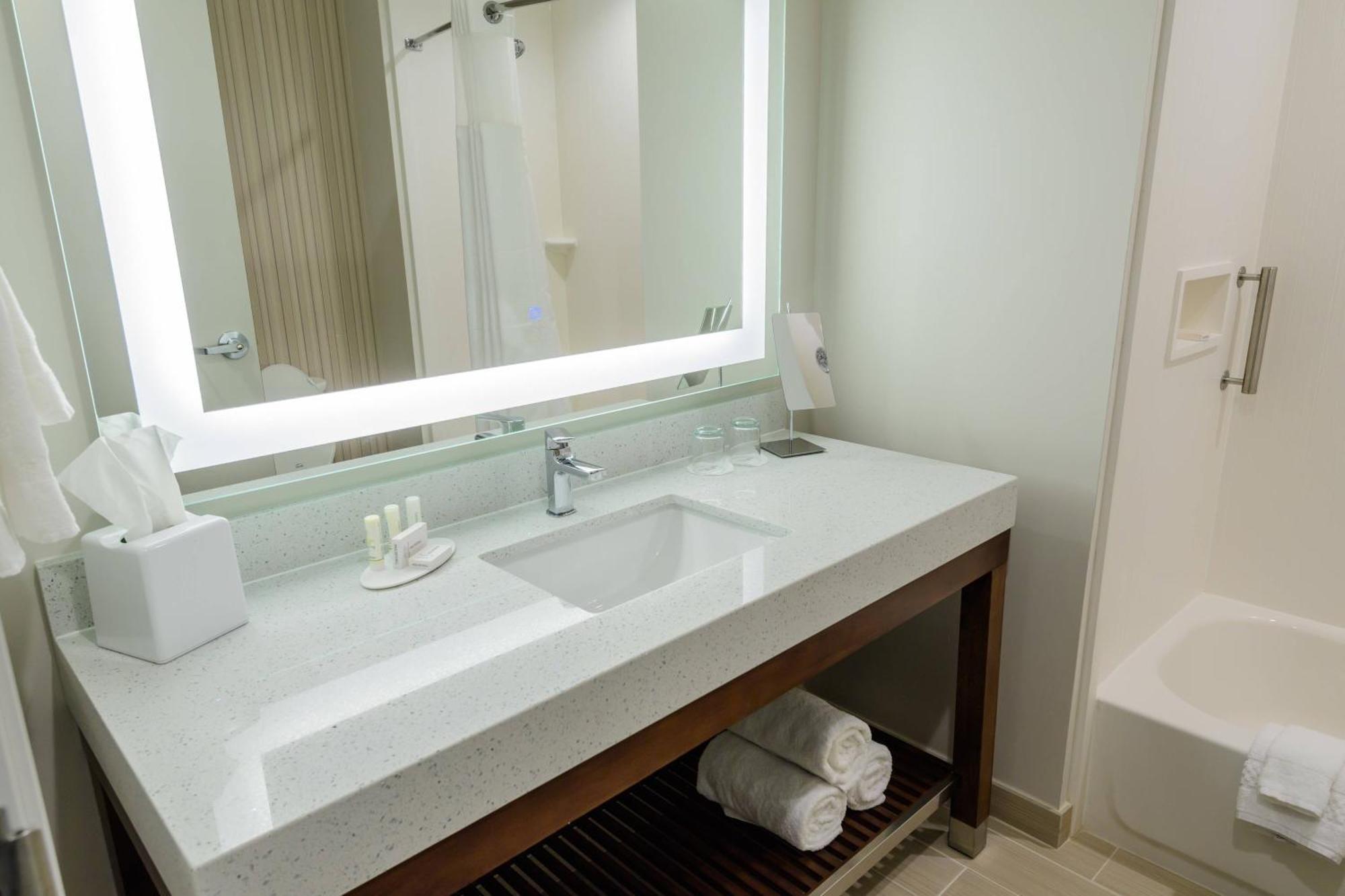 Courtyard By Marriott Lake Jackson Buitenkant foto