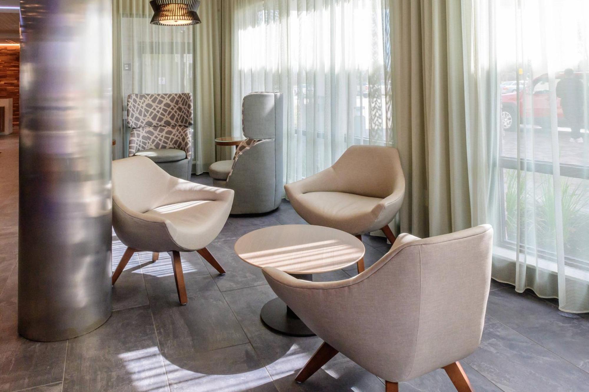 Courtyard By Marriott Lake Jackson Buitenkant foto
