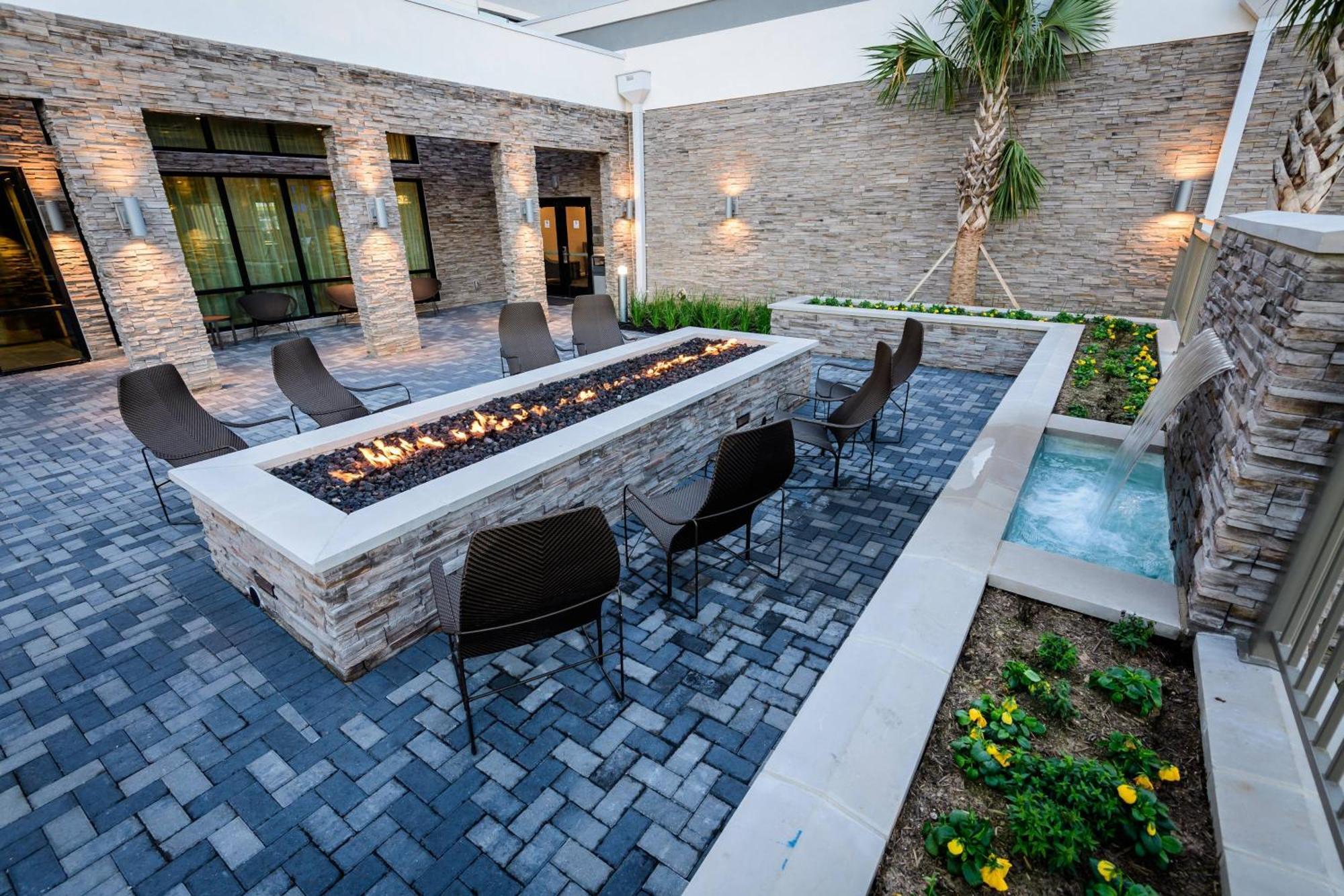 Courtyard By Marriott Lake Jackson Buitenkant foto